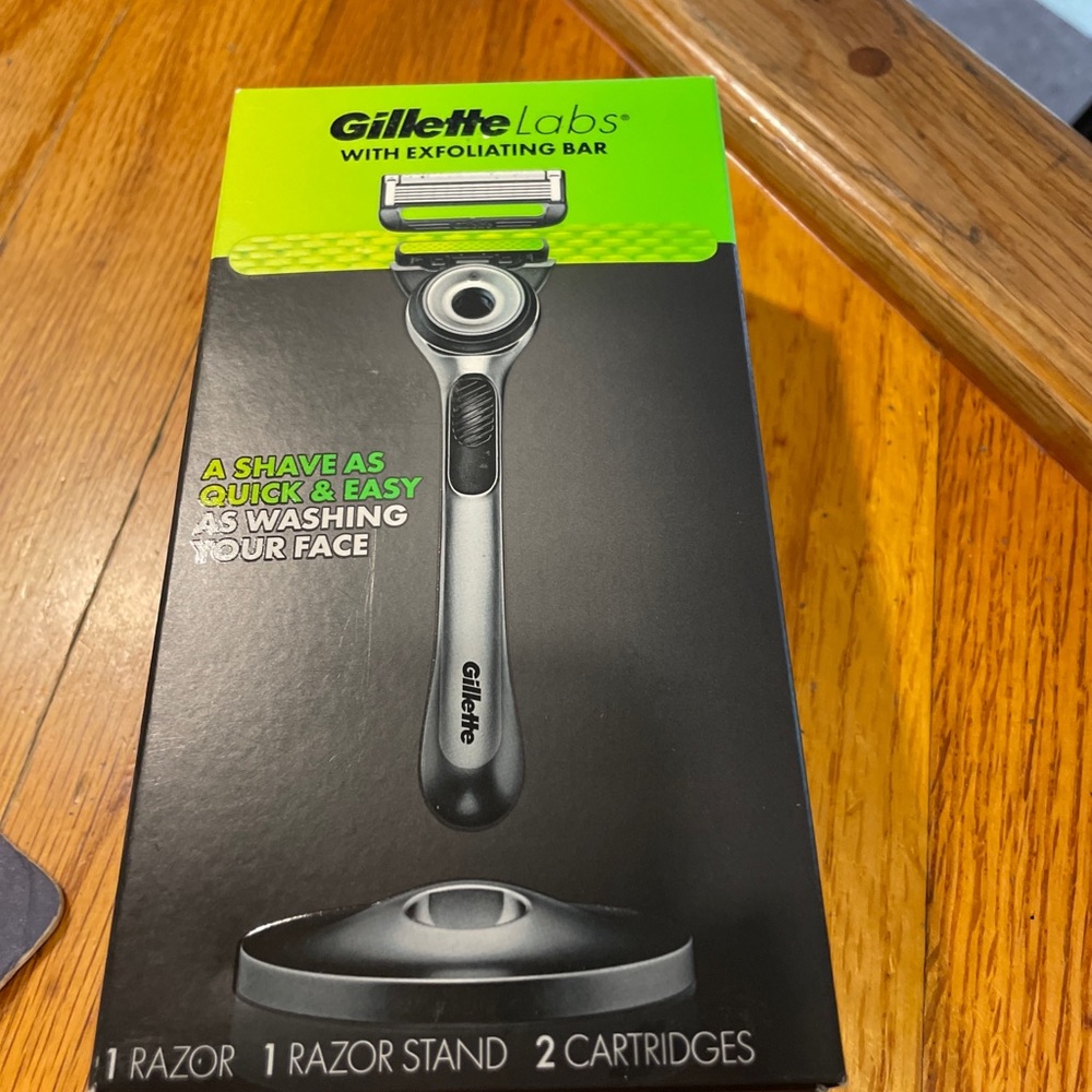 Gillette Labs with Exfoliating Bar